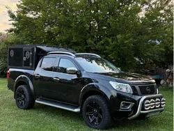 Svart Begagnad 2017 Nissan Navara Pickup | 279 000 kr (Dyr)