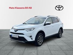 Vit Begagnad 2017 Toyota RAV4 Hybrid Edition SUV | 259 000 kr (Marknadspris)
