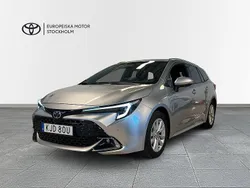 Silver Begagnad 2023 Toyota Corolla Plus Kombi | 294 900 kr (Bra pris)