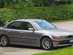 Grå Begagnad 2000 BMW 728 Sedan | 49 000 kr