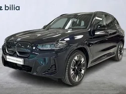 Svart Begagnad 2023 BMW iX3 Comfort Edition SUV | 599 900 kr (Marknadspris)
