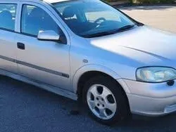 Grå Begagnad 2000 Opel Astra Kombi | 20 000 kr (Lite dyr)