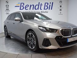 Oxide grey metallic Begagnad 2024 BMW 530e M Sport Kombi | 699 500 kr