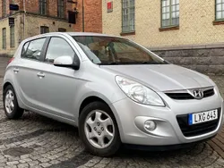 Silver Begagnad 2012 Hyundai i20 Premium Halvkombi | 32 000 kr (Lite dyr)