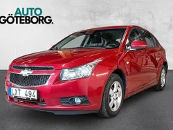 Röd Begagnad 2011 Chevrolet Cruze Halvkombi | 29 900 kr (Marknadspris)