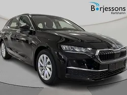 Svart Ny 2025 Skoda Octavia Selection Kombi | 359 000 kr (Marknadspris)