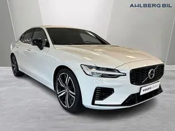Vit Begagnad 2022 Volvo S60 R-Design Sedan | 379 500 kr (Marknadspris)