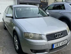 Silver Begagnad 2004 Audi A3 Attraction Halvkombi | 39 000 kr (Marknadspris)