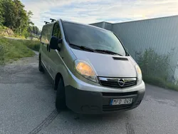 Grå Begagnad 2012 Opel Vivaro Van | 60 000 kr (Lite dyr)
