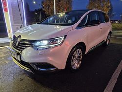 Vit Begagnad 2017 Renault Espace Minibuss | 185 000 kr (Marknadspris)