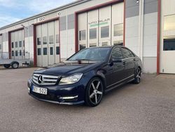 Mörkblå Begagnad 2012 Mercedes C220 AMG Sedan | 149 900 kr (Dyr)