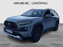 Grön Begagnad 2024 Toyota RAV4 Hybrid SUV | 445 000 kr (Bra pris)
