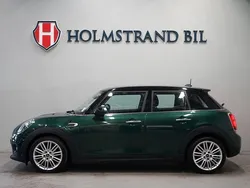 Grön Begagnad 2019 Mini Cooper Chili Halvkombi | 184 900 kr (Marknadspris)
