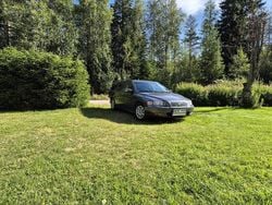 Grå Begagnad 2008 Volvo V70 Kinetic Kombi | 32 000 kr (Marknadspris)