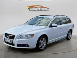 Vit Begagnad 2012 Volvo V70 Momentum Kombi | 89 900 kr (Marknadspris)