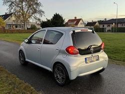 Blå Begagnad 2006 Toyota Aygo Halvkombi | 20 000 kr (Marknadspris)