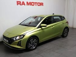 Lucid lime Begagnad 2024 Hyundai i20 Essential Halvkombi | 208 800 kr (Lite dyr)
