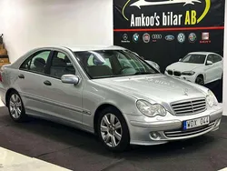 Silver Begagnad 2004 Mercedes C180 Sedan | 44 900 kr (Marknadspris)