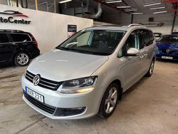 Silver Begagnad 2014 VW Sharan Minibuss | 114 900 kr (Marknadspris)