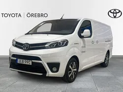 Vit Begagnad 2023 Toyota Proace Van | 486 250 kr