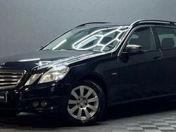 Svart Begagnad 2010 Mercedes E300 Classic Kombi | 79 900 kr