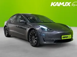 Silver/grå Begagnad 2022 Tesla Model 3 Performance Sedan | 389 700 kr (Lite dyr)