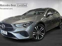 Mörkgrå (grå) Begagnad 2024 Mercedes CLA250e Shooting Brake Progressive Kombi | 399 000 kr (Marknadspris)