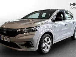 Grå (grey) Begagnad 2022 Dacia Sandero Halvkombi | 134 900 kr (Marknadspris)