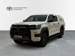 Vit Begagnad 2023 Toyota HiLux Pickup | 629 900 kr (Lite dyr)