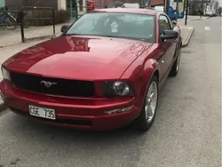 Röd Begagnad 2006 Ford Mustang Sportkupé | 150 000 kr (Lite dyr)