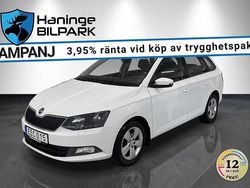 Vit Begagnad 2015 Skoda Fabia Halvkombi | 74 900 kr (Marknadspris)