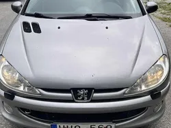 Grå Begagnad 2005 Peugeot 206 Halvkombi | 17 900 kr (Marknadspris)