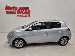 Silver Begagnad 2015 Mitsubishi Space Star Comfort Edition Halvkombi | 99 900 kr (Marknadspris)