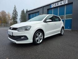 Vit Begagnad 2014 VW Polo R-line Halvkombi | 89 900 kr (Marknadspris)