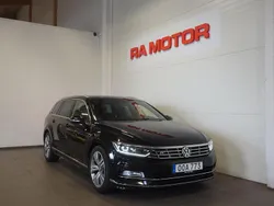 Svart (svart metallic) Begagnad 2018 VW Passat Kombi | 269 900 kr (Marknadspris)
