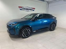 Blå Begagnad 2024 Peugeot e-3008 GT SUV | 459 900 kr (Marknadspris)