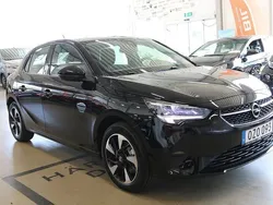 Svart Begagnad 2022 Opel Corsa-e Design Edition Halvkombi | 194 900 kr (Marknadspris)