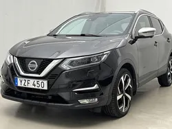 Svart Begagnad 2018 Nissan Qashqai 360º SUV | 184 900 kr (Marknadspris)