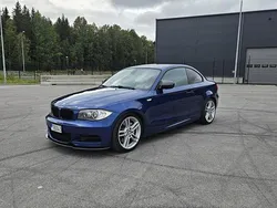 Blå Begagnad 2010 BMW 135 Coupé M Sport Sportkupé | 230 000 kr