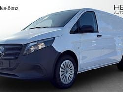 Svart Ny 2026 Mercedes Vito Minibuss | 432 400 kr