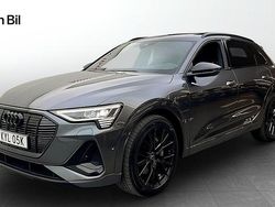 Grå Begagnad 2022 Audi e-tron S-Line SUV | 489 000 kr (Lite dyr)