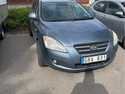 Blå Begagnad 2008 Kia Ceed Sportswagon 4 Kombi | 7 000 kr