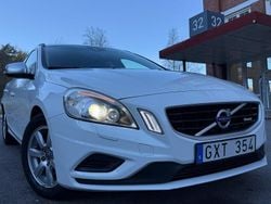 Vit Begagnad 2012 Volvo V60 R-Design Kombi | 69 900 kr (Bra pris)