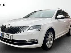 Vit Begagnad 2019 Skoda Octavia Kombi | 224 900 kr (Marknadspris)