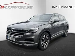 Grå Begagnad 2019 VW Touareg SE SUV | 489 900 kr (Marknadspris)