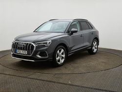 Grå Begagnad 2024 Audi Q3 Proline SUV | 354 900 kr (Marknadspris)