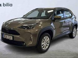 Grön Ny 2025 Toyota Yaris Cross SUV | 298 500 kr (Marknadspris)