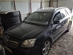 Svart Begagnad 2008 Toyota Avensis Kombi | 8 000 kr (Superpris)