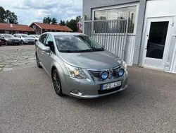 Ljusgrå Begagnad 2009 Toyota Avensis Business Edition Kombi | 49 900 kr (Marknadspris)