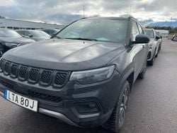 Svart (svart metallic) Begagnad 2021 Jeep Compass SUV | 249 000 kr (Superpris)